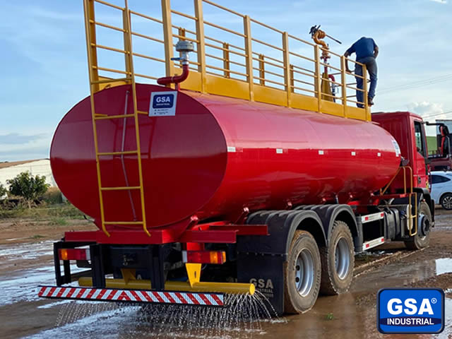 Tanque bombeiro veicular 22. 000 litros. em Sinop